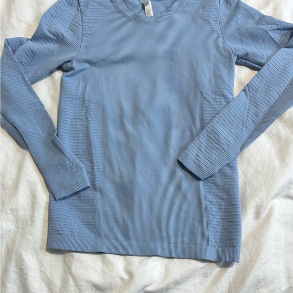 Athleta Flurry Blizzard Seamless Top Size S - Picture 3 of 11